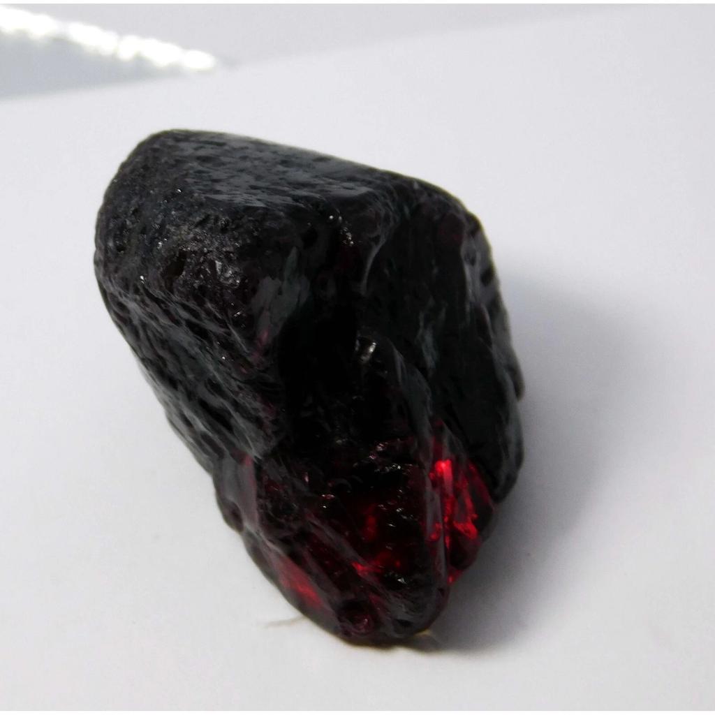 150 CT Very Rare Natural Red Painite Rough Burma Untreated Loose Gemstone