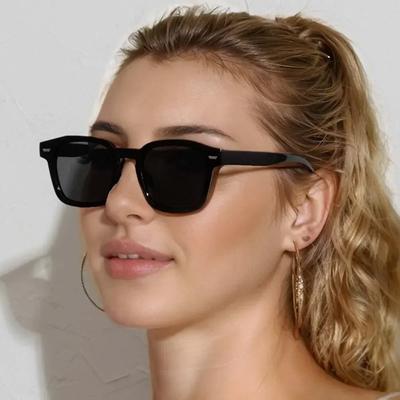 Klasyczne kwadratowe okulary przeciwsłoneczne damskie męskie minimalistyczna moda damska męska retro casual Oculos