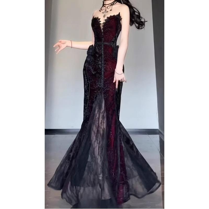 Christmas and New Year's robes, clothing, New Year's clothes, New Year's clothes, dark shawl, cardigan, suspenders, tube top skirt set.
