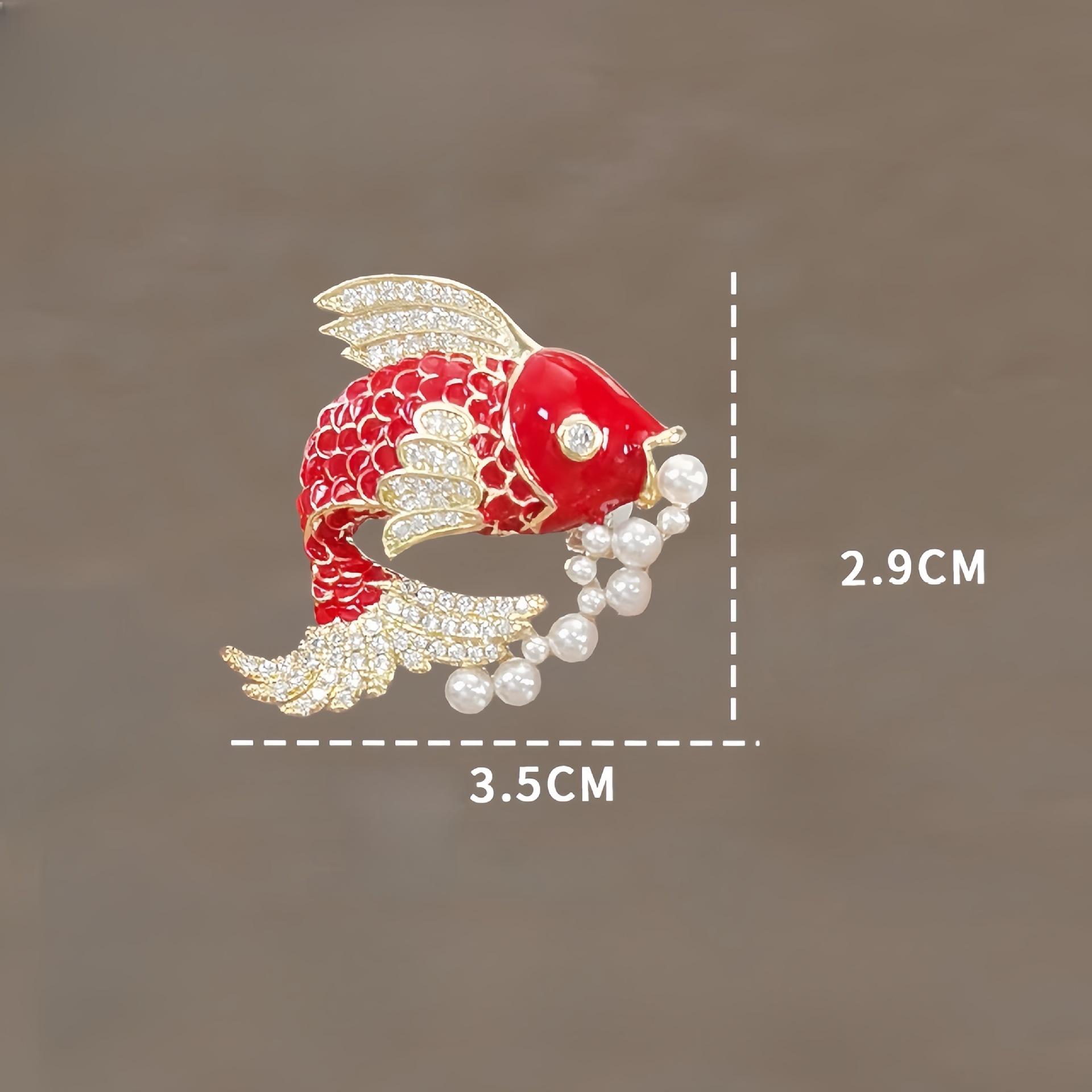 

Красная брошь в виде рыбки кои для женщин, высококлассные и элегантные аксессуары