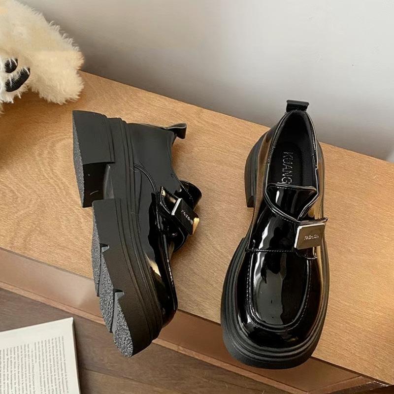 Black Loafers Women's Platform One Pedal 2025 Spring and Autumn New French Japanese JK with Skirt Height-increasing Small Leather Shoes
