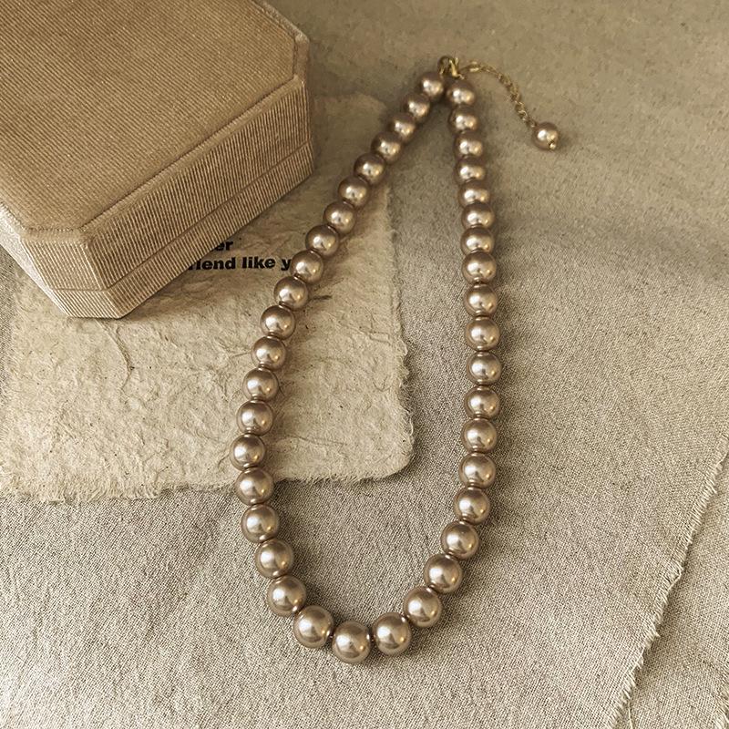 Vintage French Pearl Sweater Necklace: Elegant, Extra-Long Design for Versatile Fashion