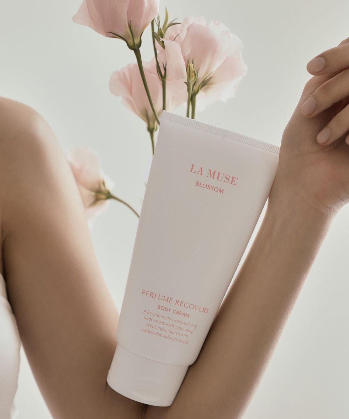 Perfume Recovery Body Cream - Blossom 300ml