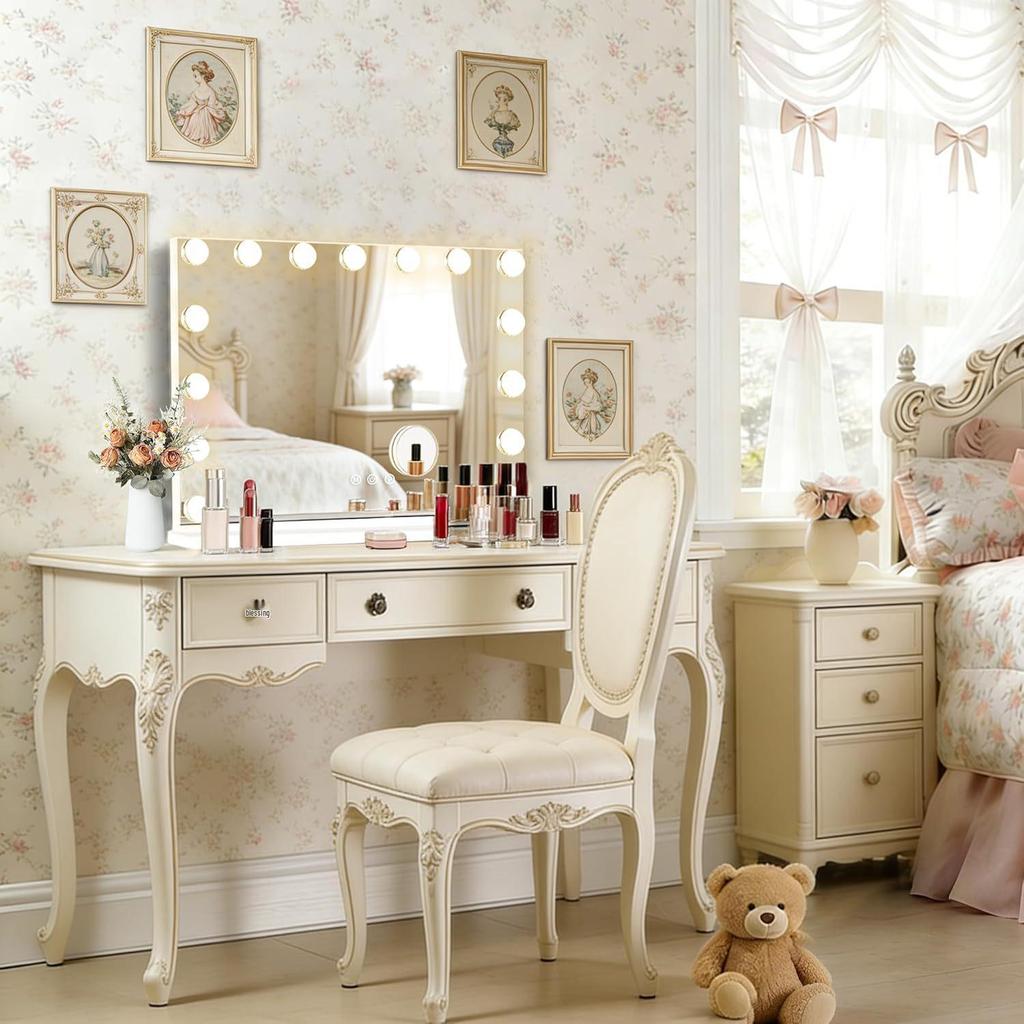 Hollywood LED Makeup Mirror Light Strip: Bestseller Beauty Desk and Dressing Table Mirror.