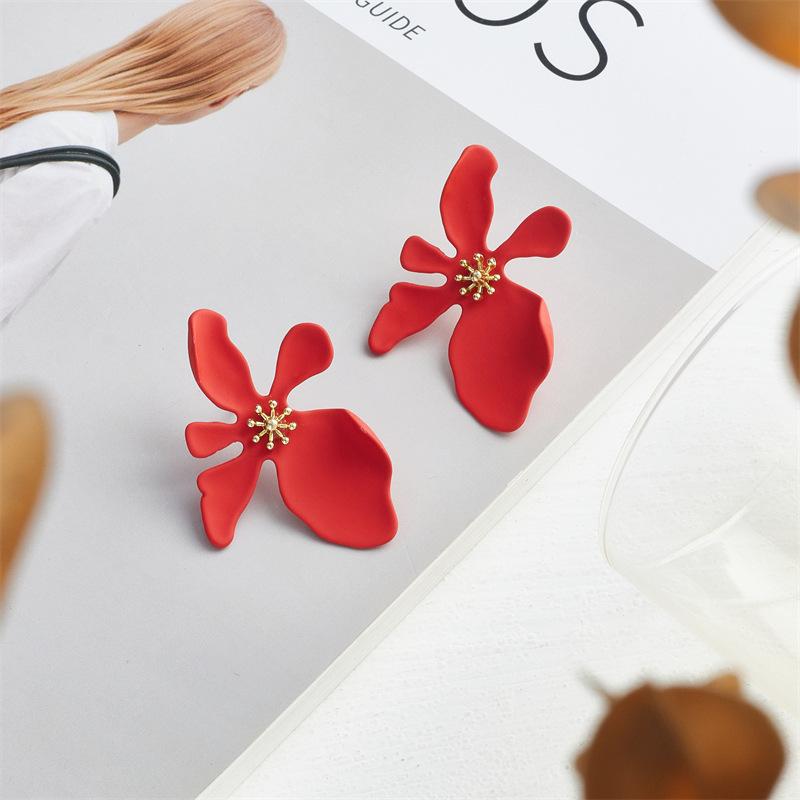 Pinkdudu Exaggerated White Flower Stud Earrings Green White Flower Stud Earrings Simple Casual Jewelry OG091