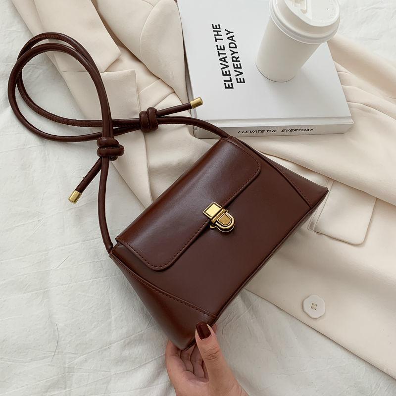 Buy Hong Kong Style Popular Retro Small Bag Female 21 New Fashion French Niche Western Style Single Shoulder Messenger Underarm Bag At Affordable Prices Free Shipping Real Reviews With Photos Joom