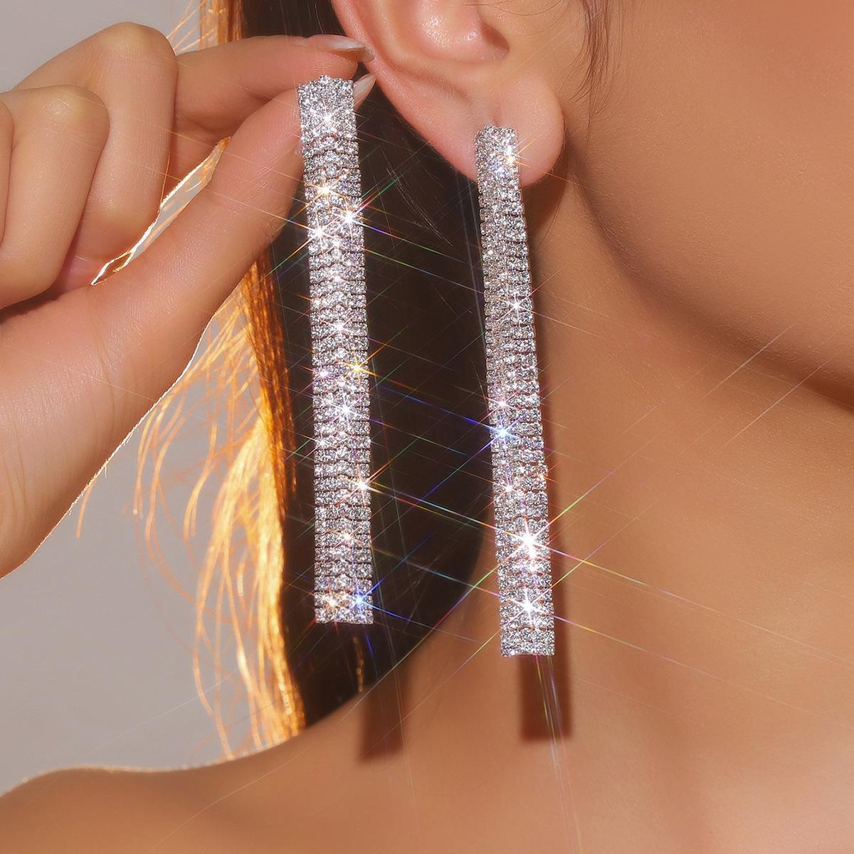 

Shiny White Diamond Versatile Long Earrings Trendy Full Diamond Earrings