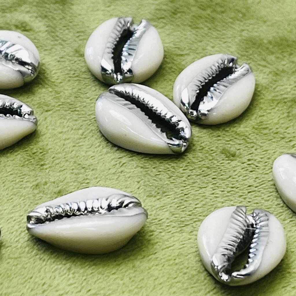 10Pcs, White Natural Shell Zinc Alloy Silvery Edge Pendant Charms for DIY Necklace Accessories, Creative Jewelry Making, Women Men Bulk Crafts Gifts