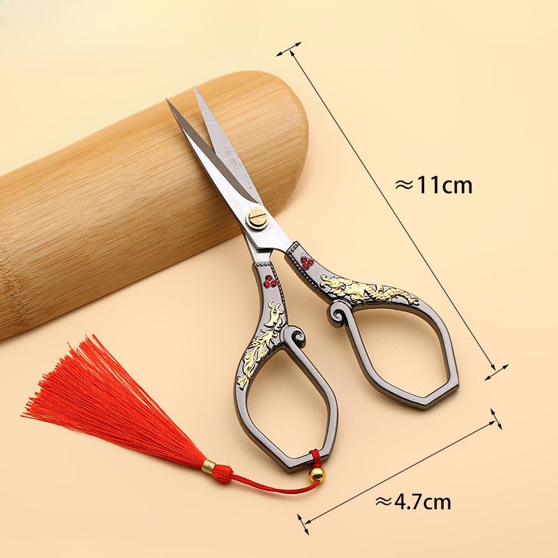 Cross Stitch Embroidery Scissors Classical Style Dragon And Phoenix Crane Tailor Scissors Exquisite Relief Medium And Small Retro Metal Scissors