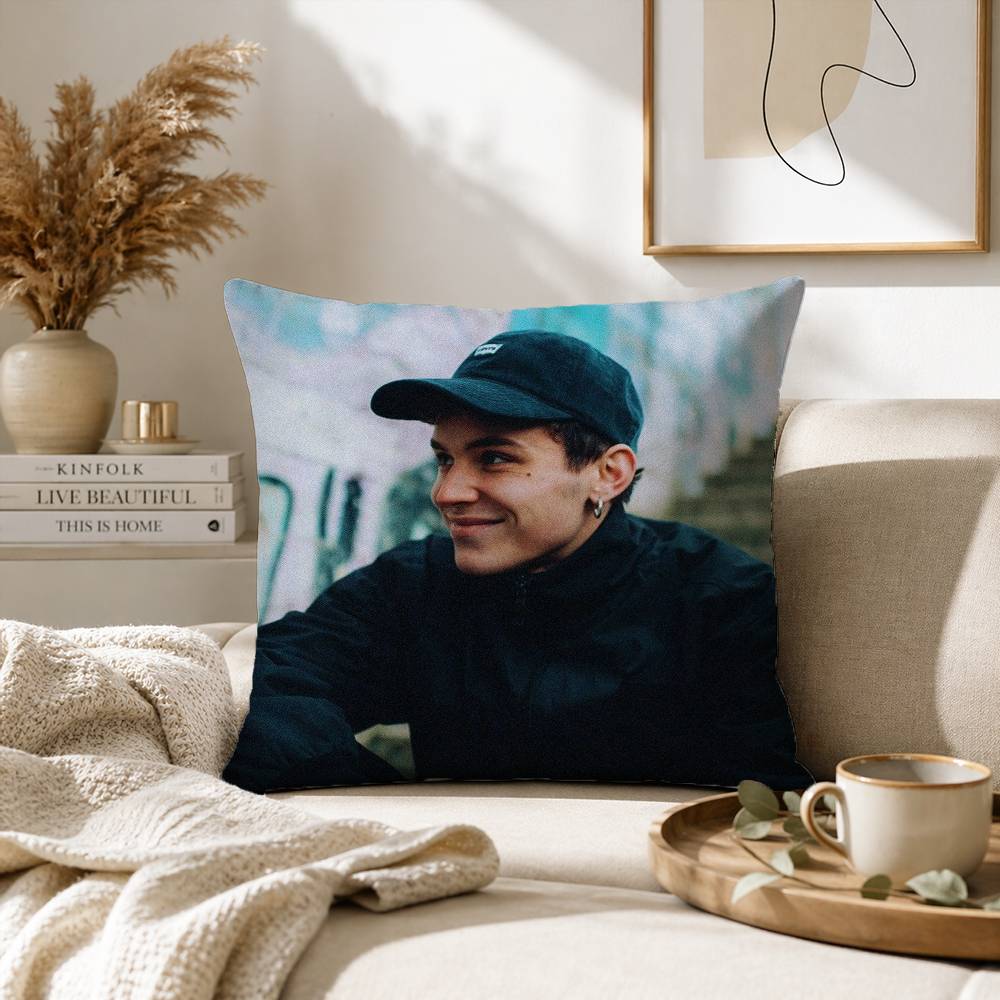 A-Aron Piper Actor Pillow Case for Sofa Living Room Home office Decor Protective Cover