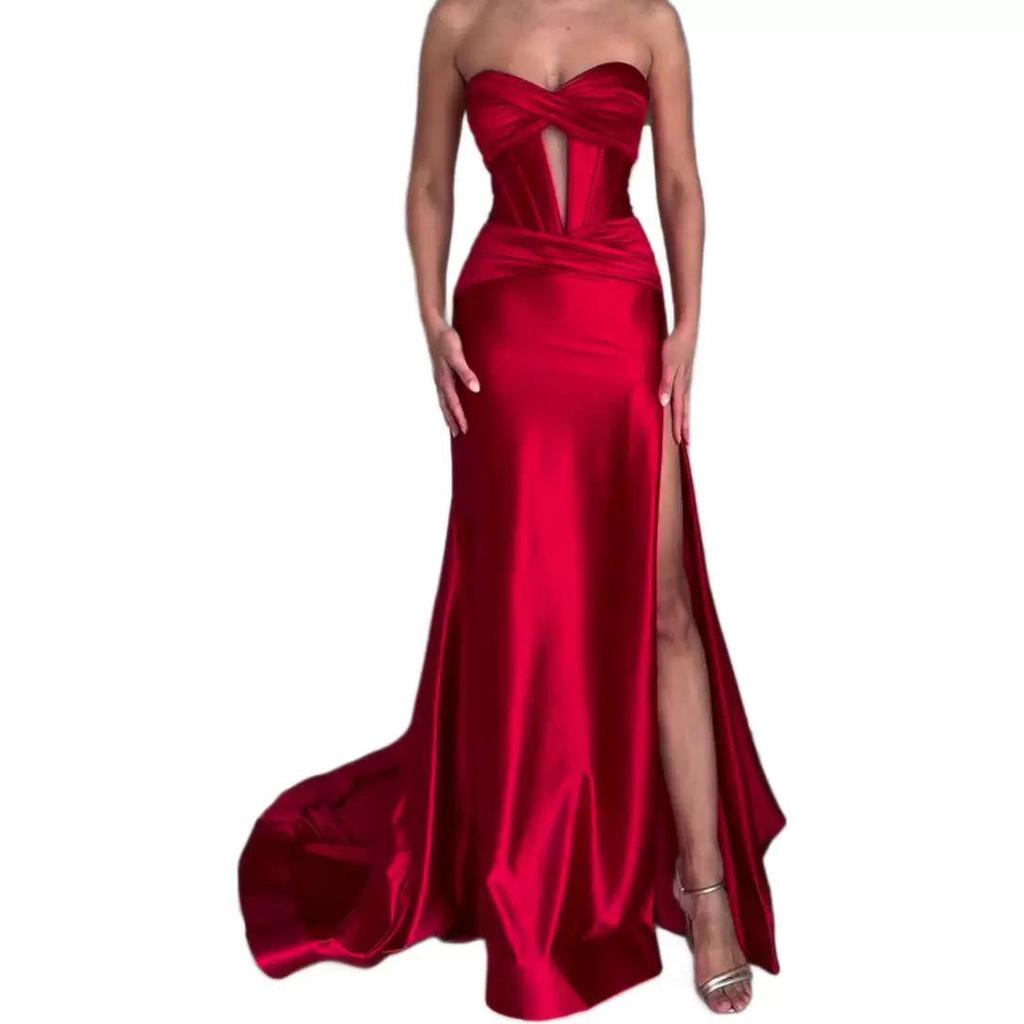 Elegant stroppeløs kveldskjole med én skulder for brudepiker