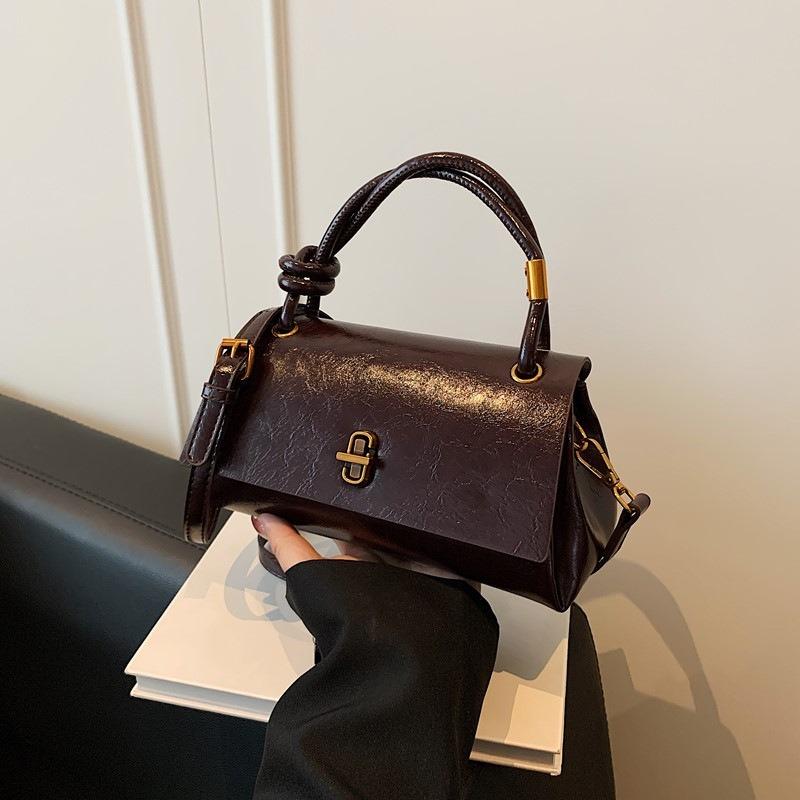 Premium Texture Simple and Versatile Shoulder Handbag Women's Autumn New Retro Fashion Versatile Bag