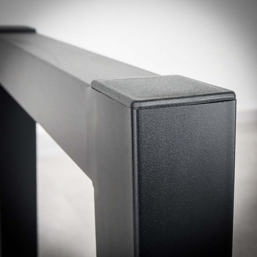 WIDE TRAPEZOID leg 82x71 BLACK