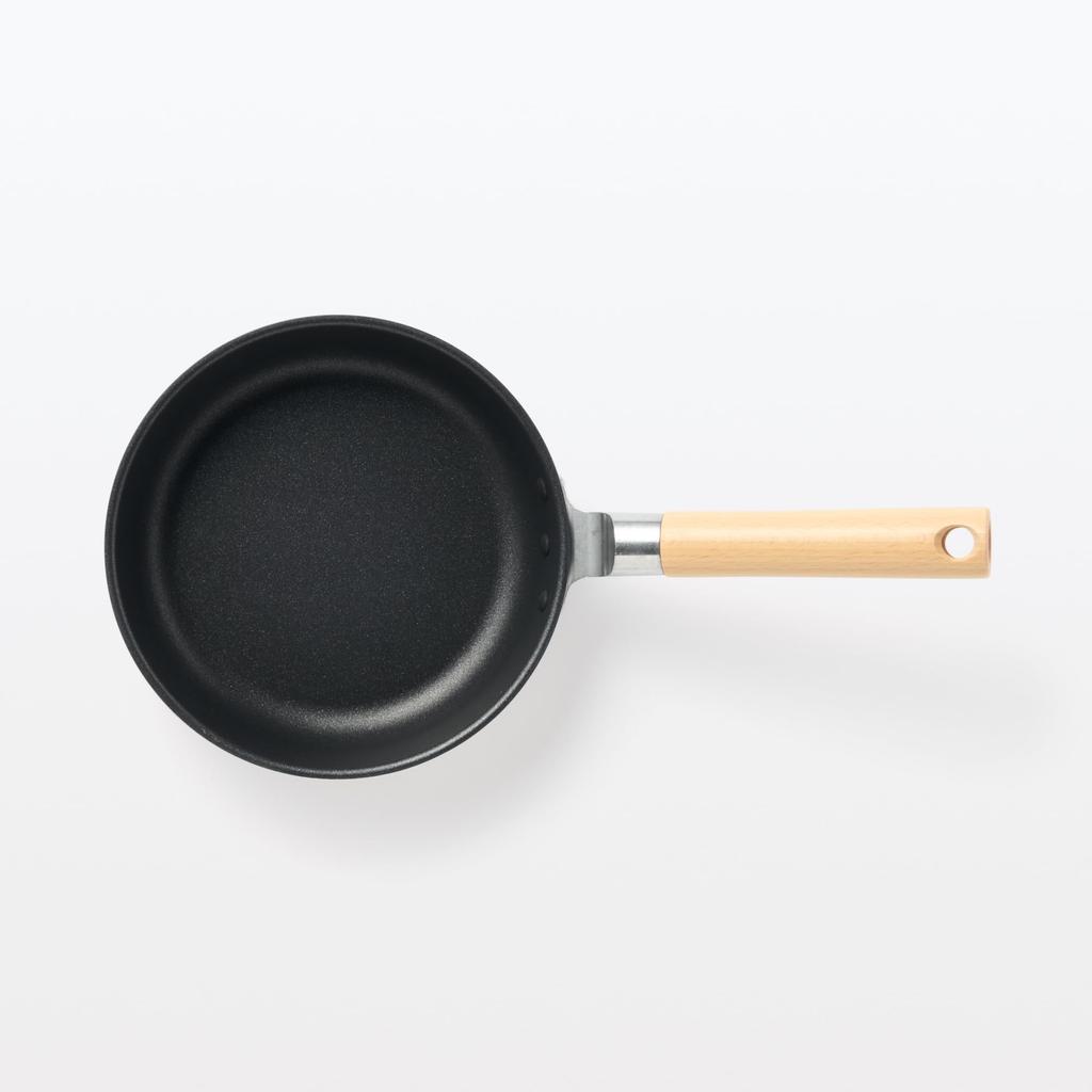 MUJI Non-Stick Frying Pan with Wide Cooking Surface, 20cm Diameter, Shallow Type, Induction Compatible, 83453756