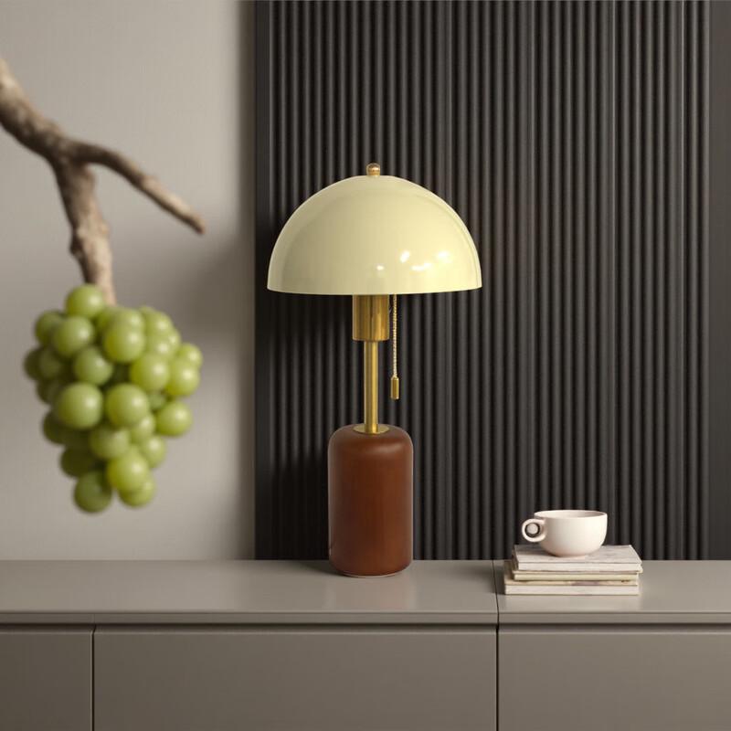 NuFeng Retro Solid Wood Table Lamp