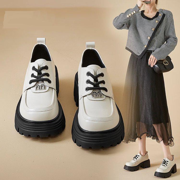 2025 autumn British small leather shoes women's new versatile platform heightening loafers high-end lace-up medium heel single shoes