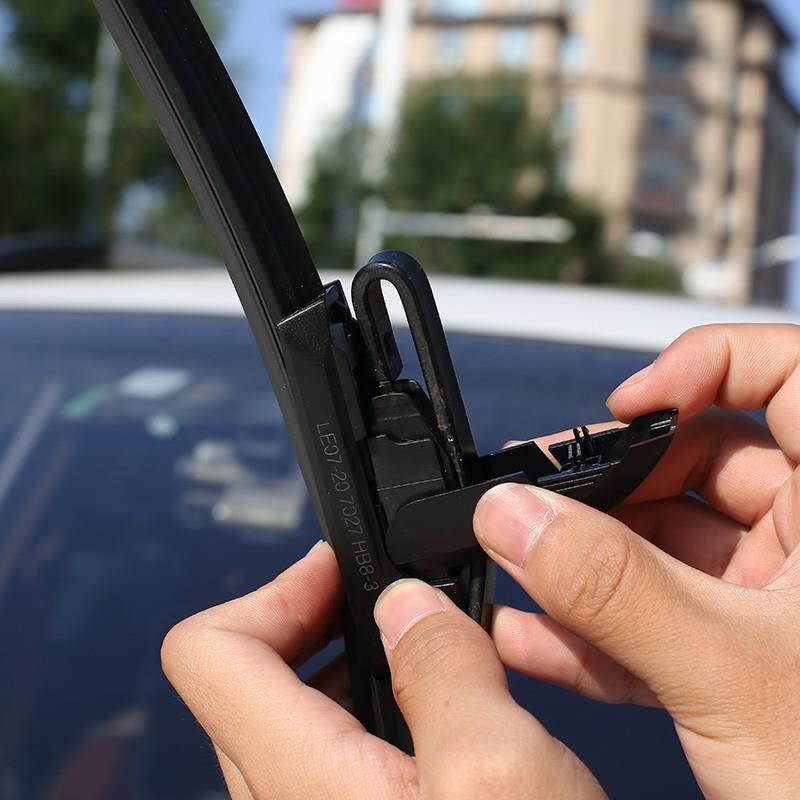 Applicable to Hyundai IX25 Wiper Frameless Silent, 2014-2021 Model Front and 2015-2019 Models.