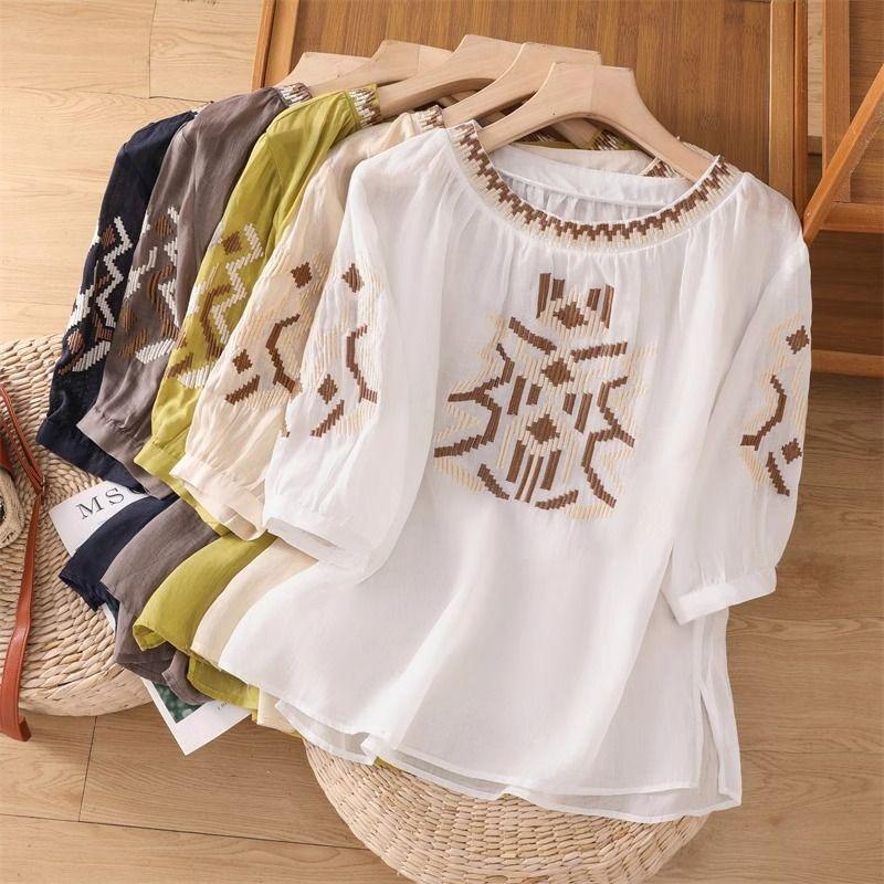 Women Summer Round Neck Three Quarter Sleeve Geometric Embroidery Casual Blouse