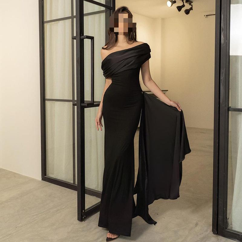 European and American One Shoulder Mesh Ribbon Slim Fit Dress