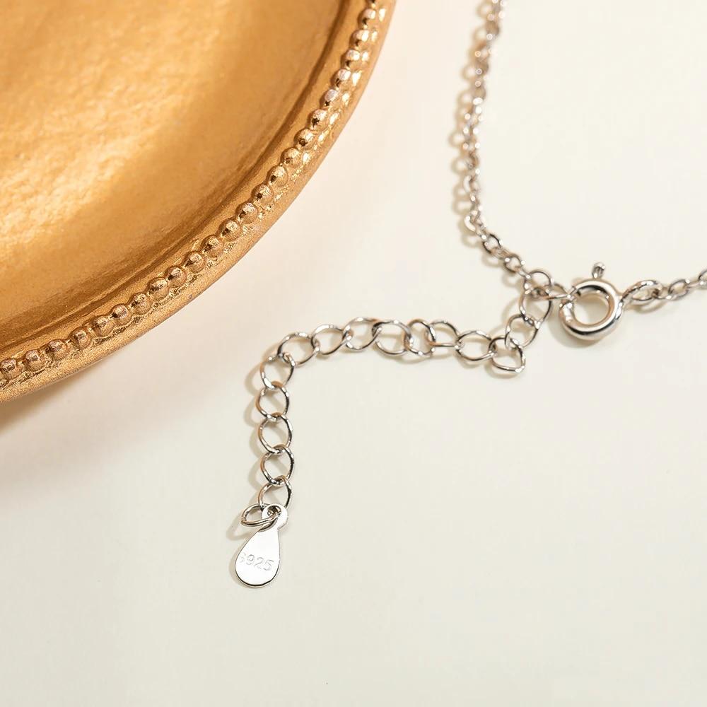 Skutečná barva D 5 kamenů 5 mm Plný Moissanit Náhrdelník pro ženy S925 Sterling Silver Talíř Pt950 Jemné šperky