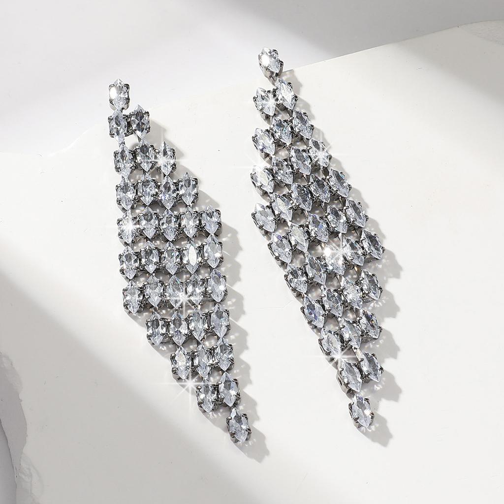 Fashion Bright Rhombus Earrings Trendy Love Tassel Light Luxury High-End Bridal Dinner Dress With Earrings