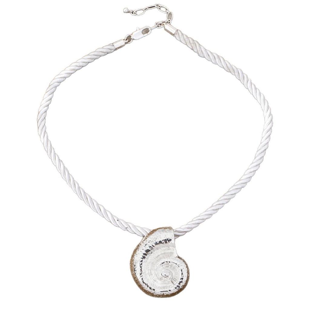 Bohemian Seashell Necklace Set: Stylish Beach Holiday Jewelry for Women