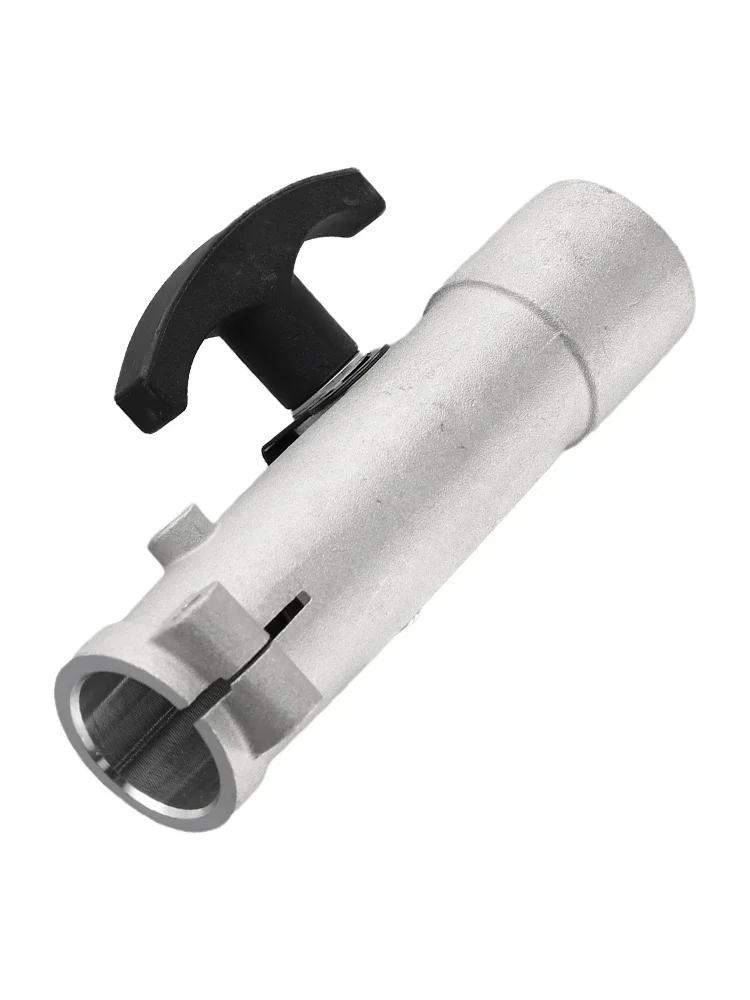 Simplified Tool Connectivity Extension Pole Connector Designed To Fit Garden Equipment With A Shaft Size Of Either 26 Or 28 Mm