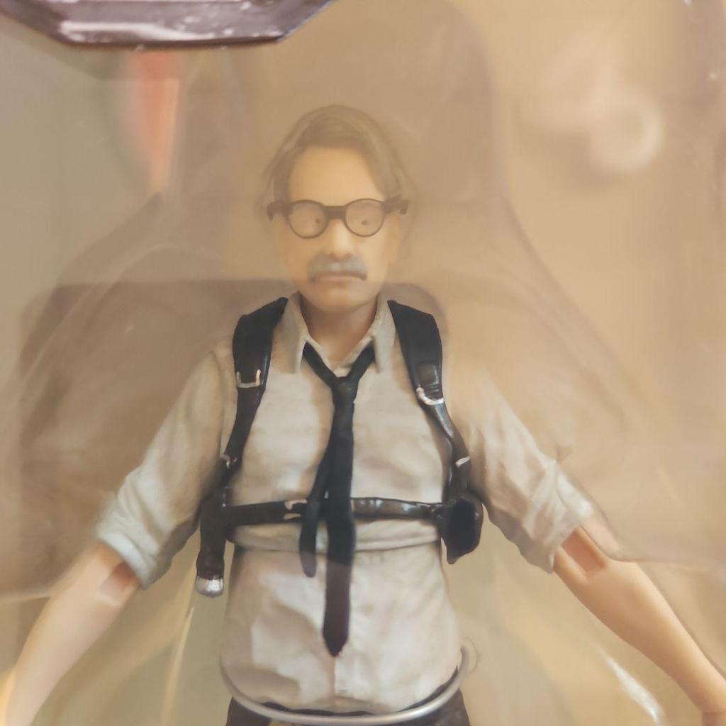 [USED] Jim Gordon Batman Arkham Series Figure