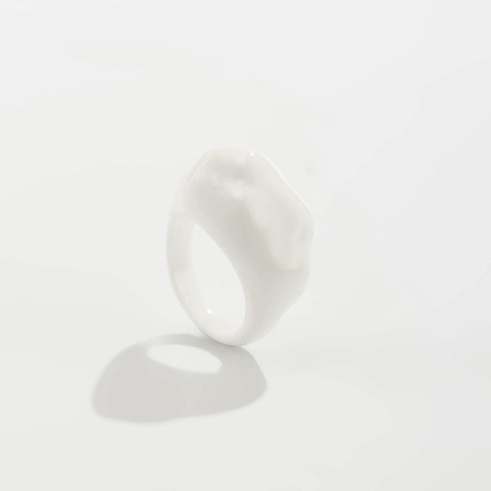 Vintage Black White Geometric Resin Ring Irregular Shape Plastic Finger Ring Big Knuckle Ring Women Men