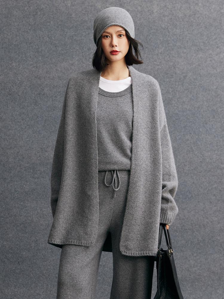 2026 Autumn/Winter Women's V-Neck Cashmere Cardigan: Elegant Mid-length, Slimming Outerwear
