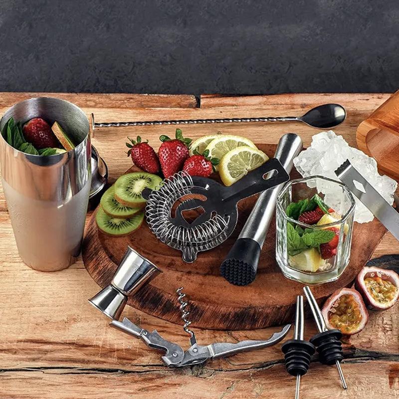 Mixology Barkeeper-Set 10-teiliges Barwerkzeug-Set mit stilvollem Bambusständer Perfektes Heim-Barkeeper-Set Martini Cocktail Shaker Set