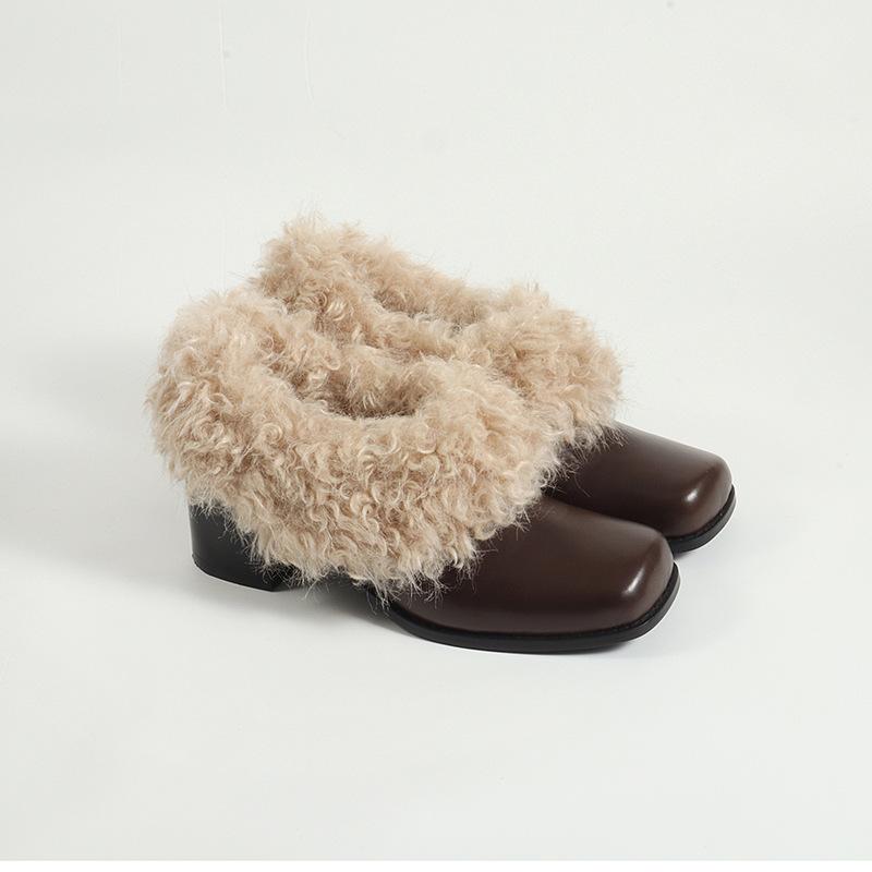 

Out on the street in winter~! Plush warm thick heel deep mouth fluffy small leather shoes women s plush loafers 39 коричневый