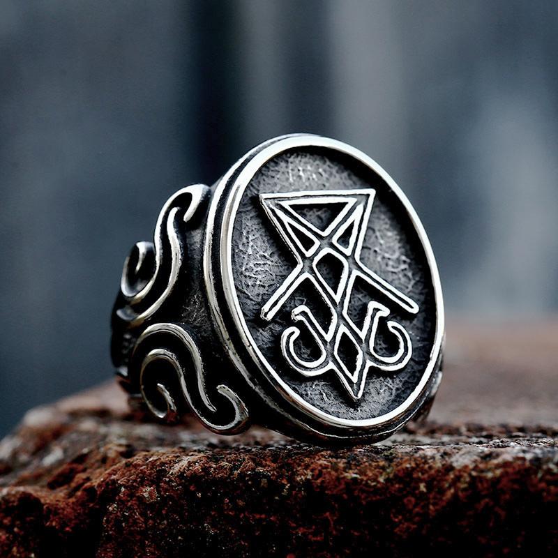 Fashion Vintage Stainless Steel Cross Rings for Men's Punk Creative Amulet Pentagram Ring Personality Jewelry Gift Wholesale