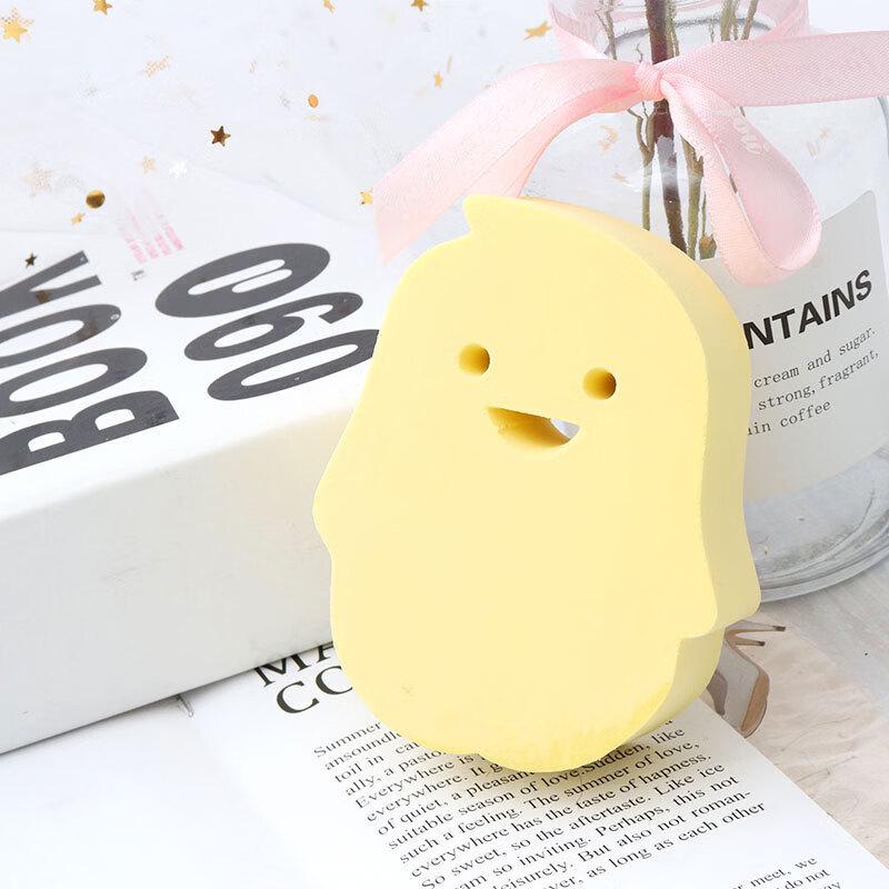 

Cartoon Penguin Baby Bath Sponge