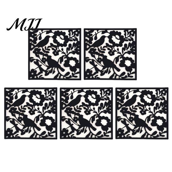 Hanging Partition Panel 5Pcs Room Divider Panel, Hollow Flower Butterfly Bird Wall Screen, Decor Square Decorative for Home Living
