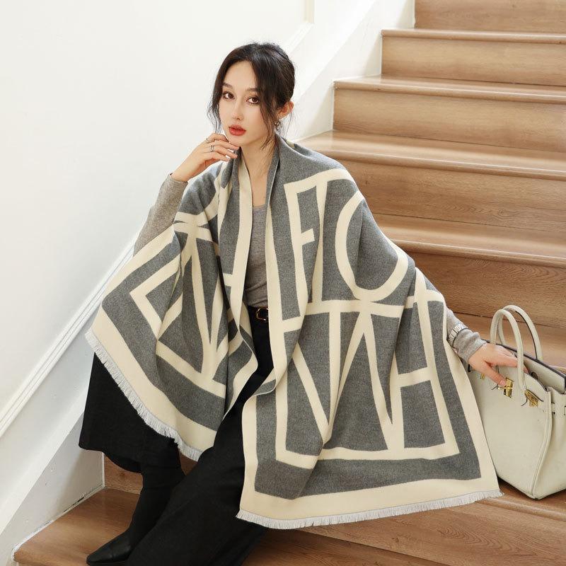 Autumn and winter double-sided color matching blended wool scarf women's classic black simple style new thickened warm shawl dual-purpose
