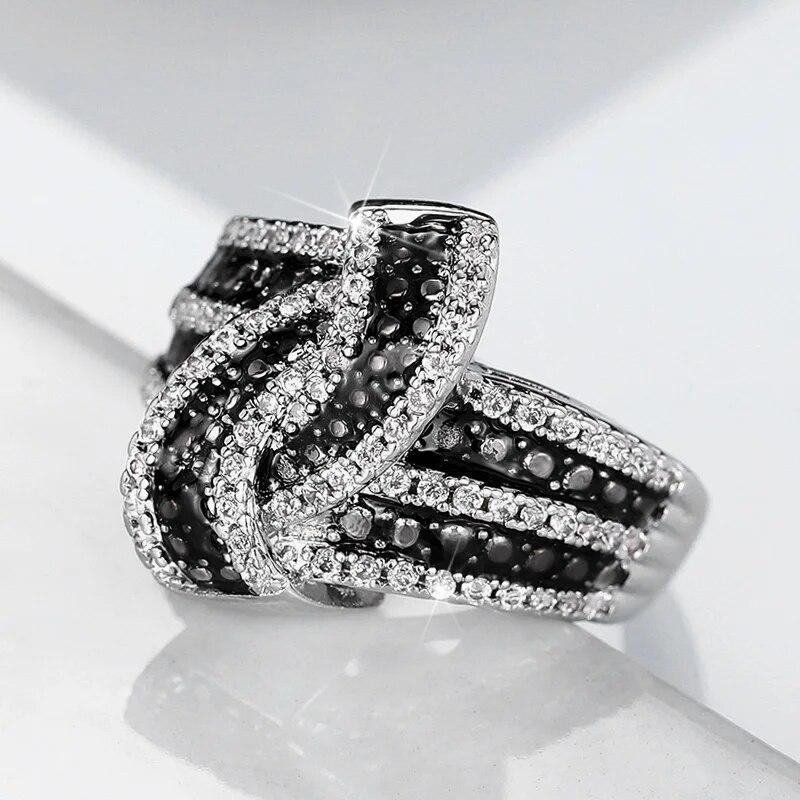 Huian Black Enamel Rings 2023 New Shiny White Cubic Zirconia Luxury Women Finger Accessories for Party Vintage Female Jewelry