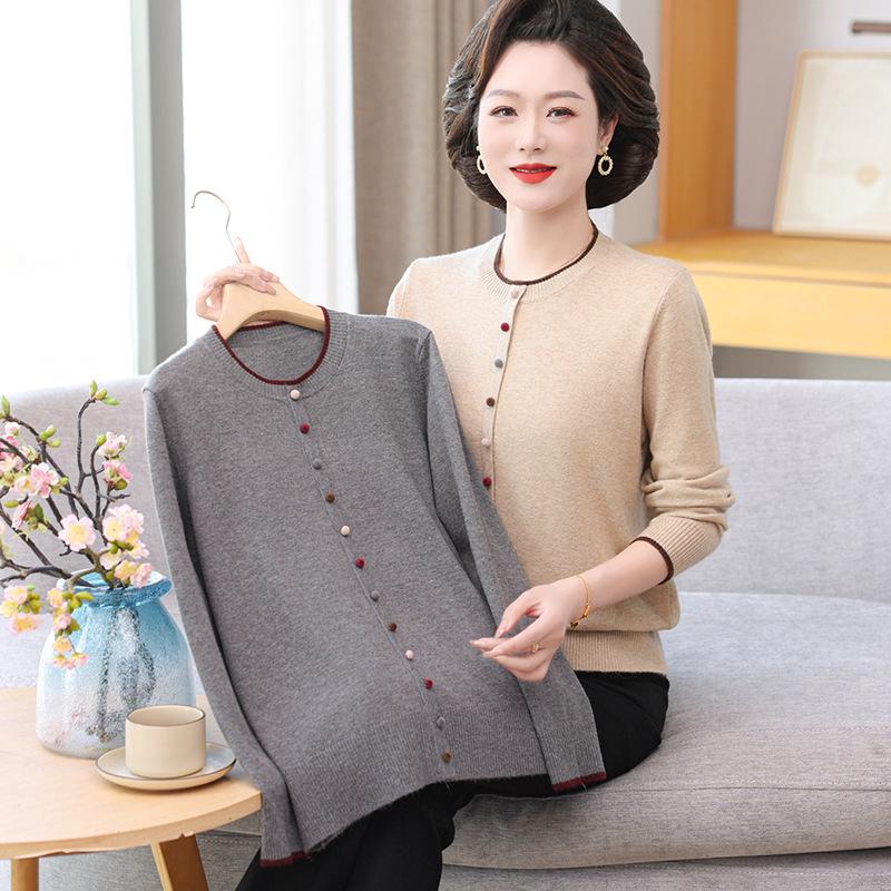 

Mom s Spring 2025 Faux Cardigan Pullover for Middle-Aged Women - Loose Solid Color Round Neck Knitted Top 2XL (135-155 jin) червоний