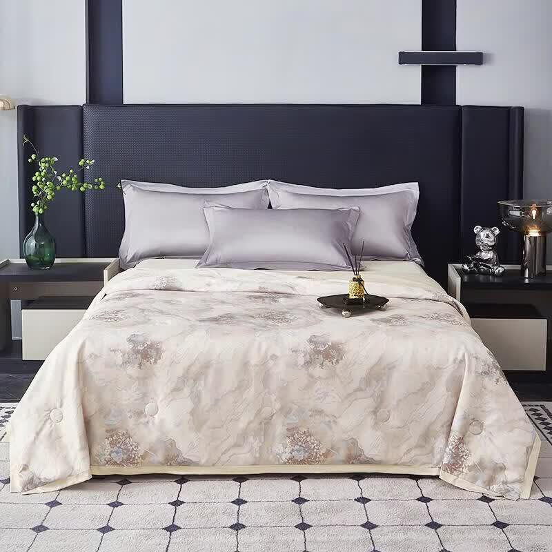 Mulberry Silk Summer Quilt