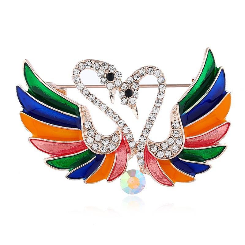 European and American Fashion Cartoon Swan and Mandarin Duck Brooch.