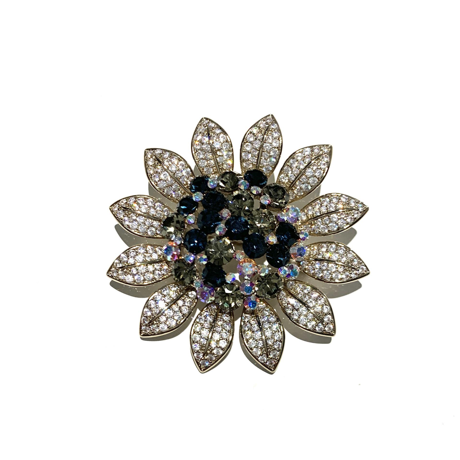 Luxurious Sunflower Brooch with Zirconia Inset