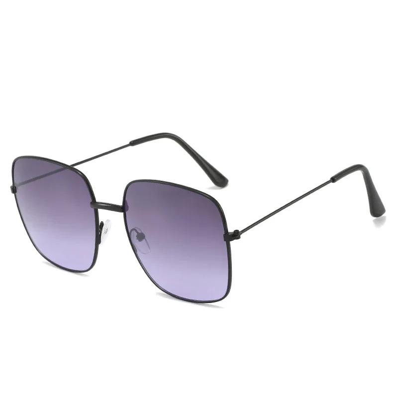 Metal Large Frames Square Sunglasses Female's Designer Fashion Sun Spectacles Lady Outdoor Travel Eye Spectacles UV 400 Protection Oculos De Sol