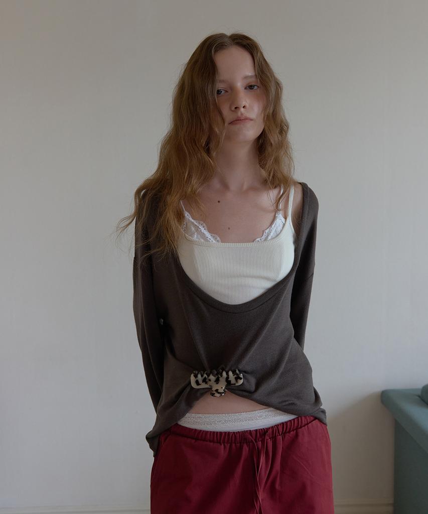 APPAREL ARCHIVE Bizz Deep U-Neck Layered Tee - Brown