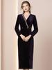 Zhi Li Gaozhi Elegant Spring V-Neck Velvet Dress for Important Occasions 2026