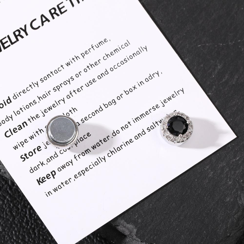 Trendy Unisex Magnetic Ear Clips: Versatile, High-end & No Piercing Needed