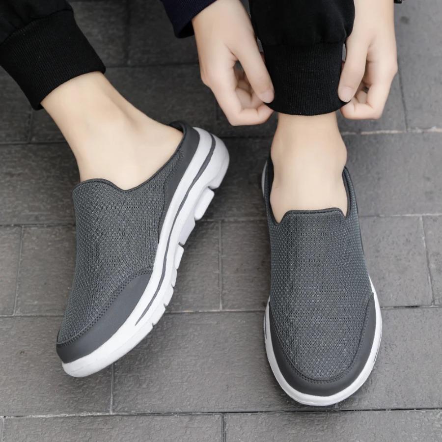 2025 Men Slippers Summer Breathable Home Indoor Slippers Men Thick Bottom Slides Fashion Couple Walking Shoes