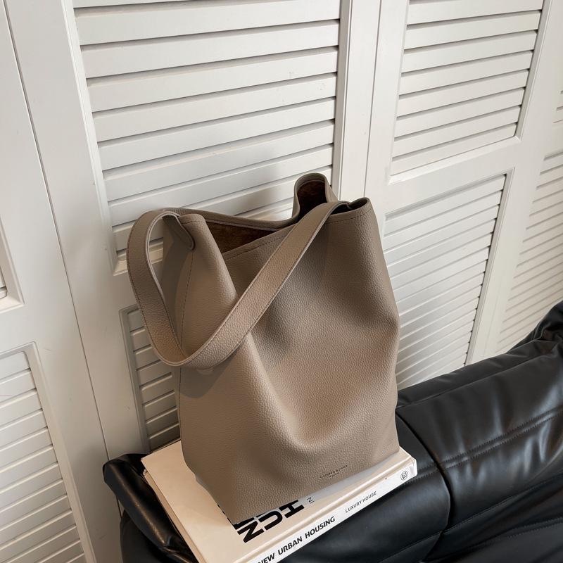Women's Large Capacity Retro Tote Bag - 2023 Spring/Summer Korean Style Shoulder Bag