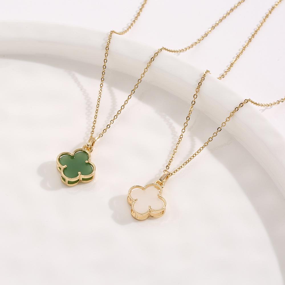 Elegant Gold-Plated Chinese-Style Four-Leaf Clover Necklace with Imitation Hetian Jade Pendant for Women