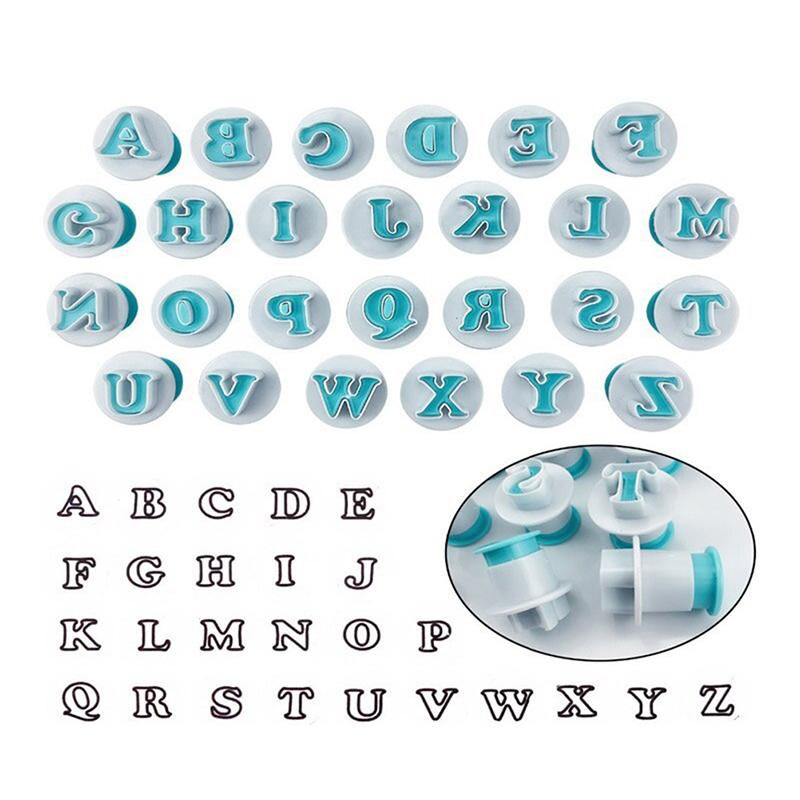 Moule à Pâtisserie Lettre Fondant Découpoir à Biscuit Alphabet Majuscules et Minuscules Chiffres Décoration de Gâteau Outils de Gâteau DIY Pour Enfants