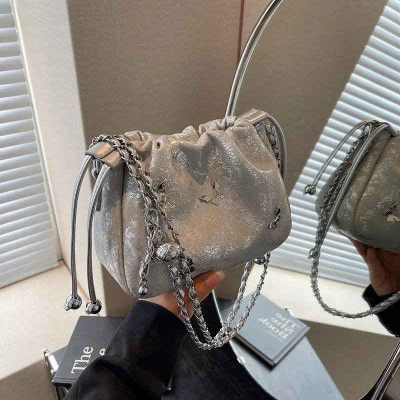 

Женская сумка через плечо на одно плечо, популярная маленькая серебряная сумка, новая сумка в стиле «бабочка» из металла в корейском стиле «облако»